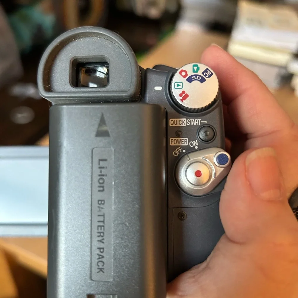 Panasonic Silver Video Camcorder PV-GS9 Handheld w/ 4 Recording Tapes